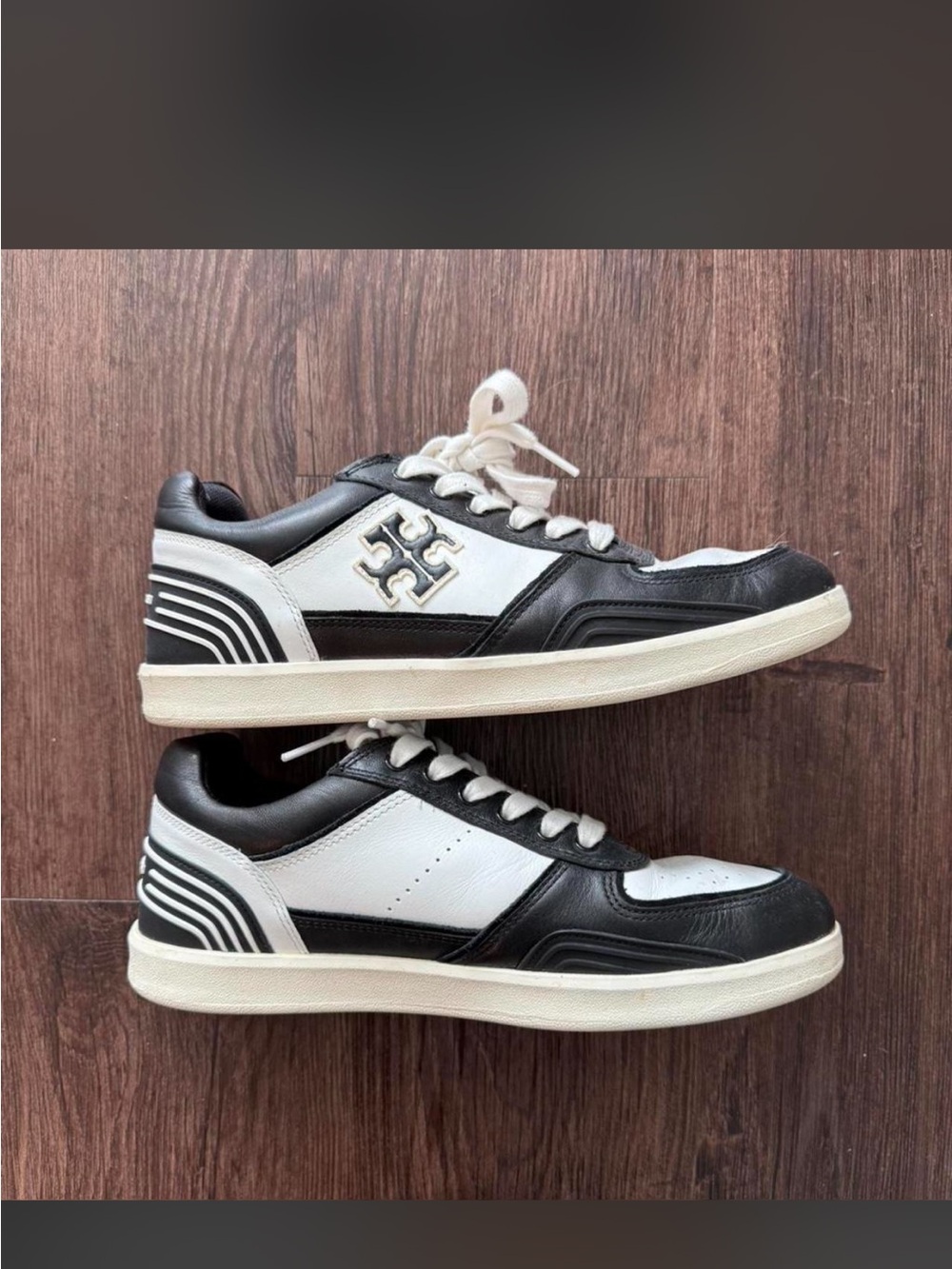 Tory Burch Black and White women Low-Top Leather Sneakers